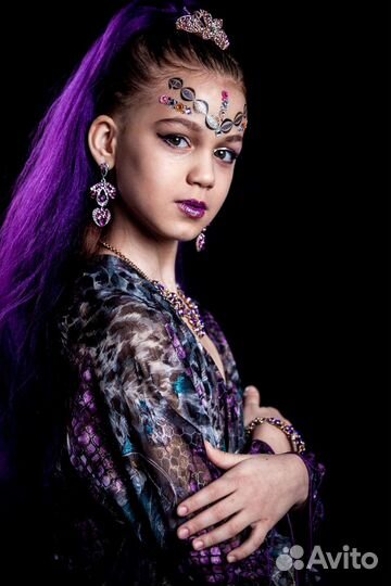 Парик, накладные хвосты и пряди, каниколоны