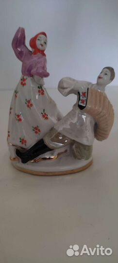 Фарфоровые статуэтки времен СССР