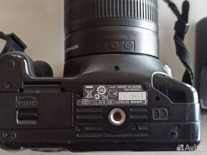 Зеркальный фотоаппарат canon 550d kit