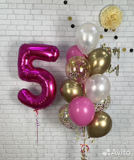 Композиция из шаров с гелием