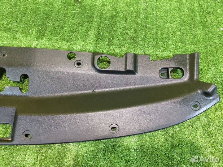 Кожух замка капота Mitsubishi Pajero/Montero Spor