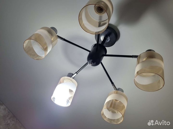 Люстра потолочная