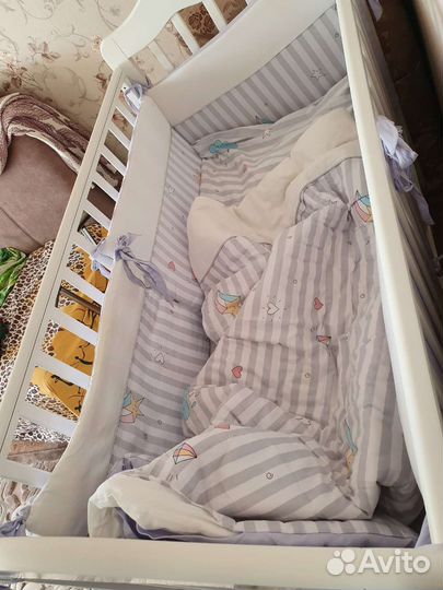 Комплект в детскую кроватку бортики