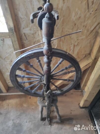 Прялка деревянная старинная