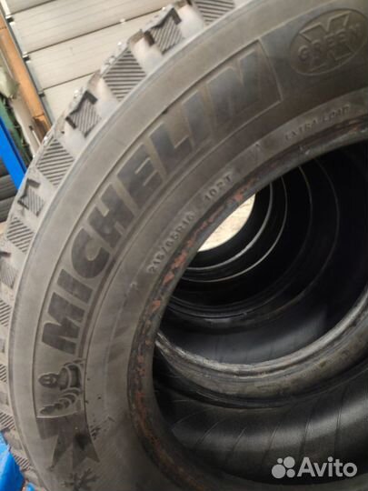 Michelin X-Ice North 3 215/55 R16