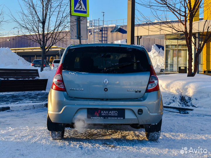 Renault Sandero 1.4 МТ, 2013, 214 388 км