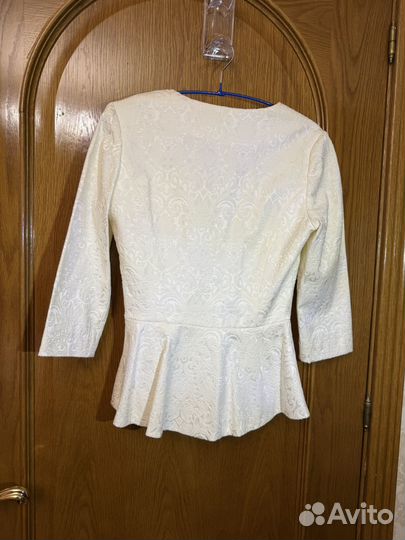 Белый пиджак Love Republic 42