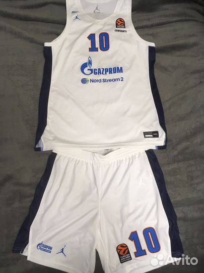 Баскетбольная форма zenith