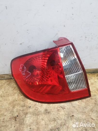 Стоп-сигнал задний левый Hyundai Getz хетчбек 3