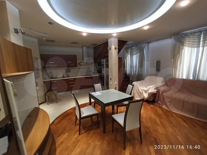 3-к. квартира, 170 м², 2/3 эт.