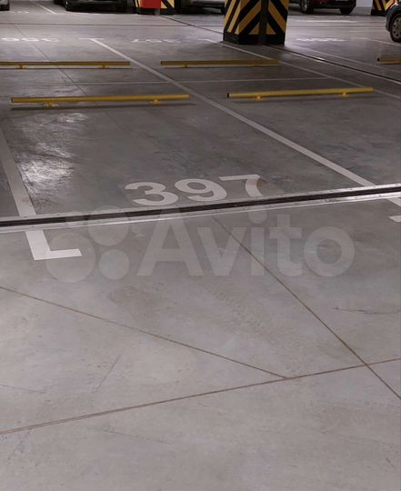 Машиноместо, 13 м²