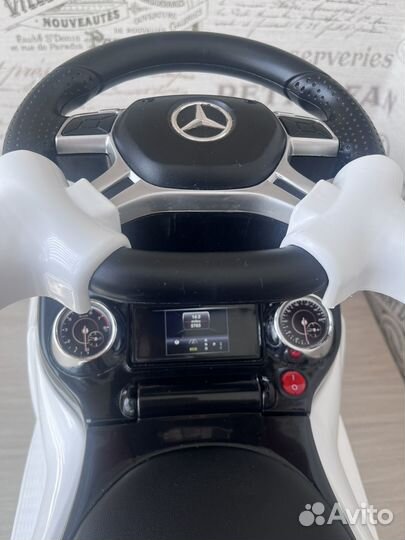 Машинка каталка с ручкой Mercedes GL63