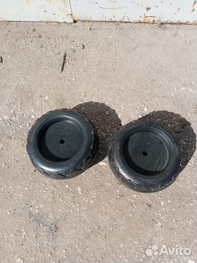 Колеса для детского электромобиля