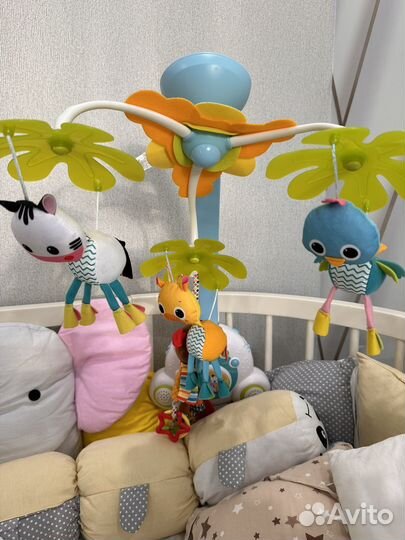 Карусель на кроватку tiny love