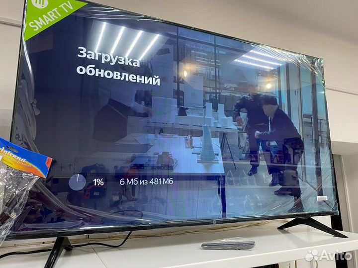 Огромный телевизор смарт тв 4к новый 50