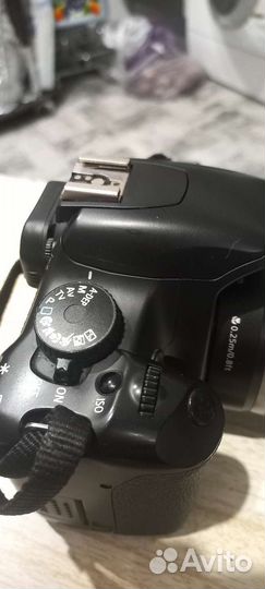 Зеркальный фотоаппарат Япония