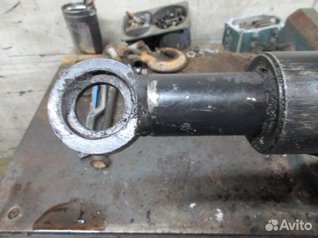 Цилиндр подъема кабины Volvo F12 F16