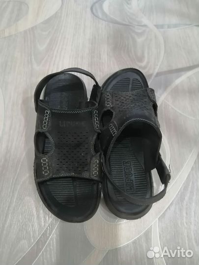 Мужские кожаные шлепанцы б/у 42 р-р