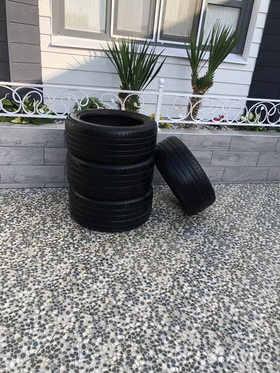 Pirelli P Zero Rosso 265/40 R20 и 265/45 R20 104Y