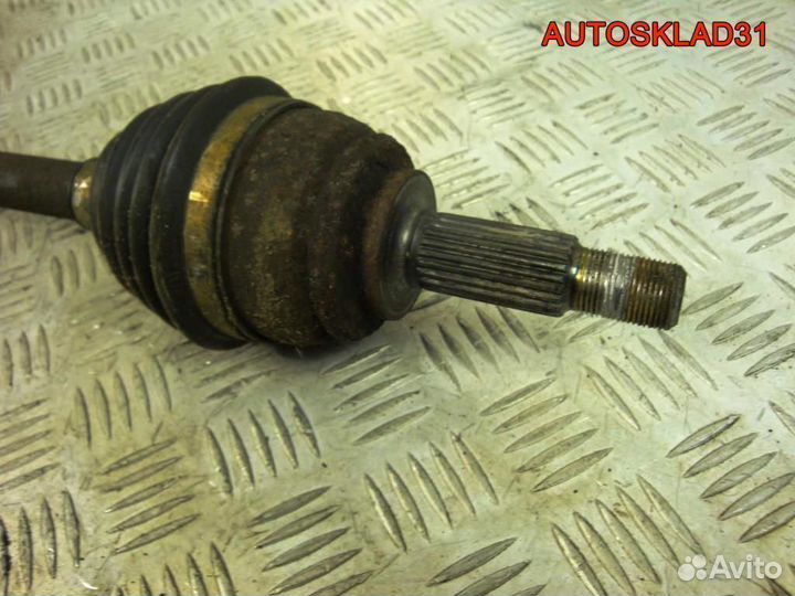 Привод передний правый Renault Sandero 1,5 DCI K9K