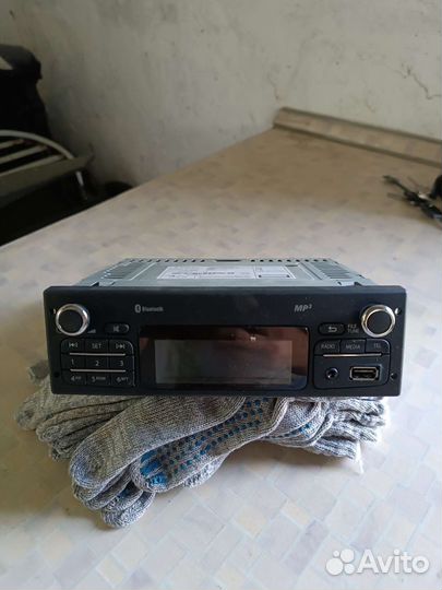 Штатная магнитола на лада ларгус 2019 года