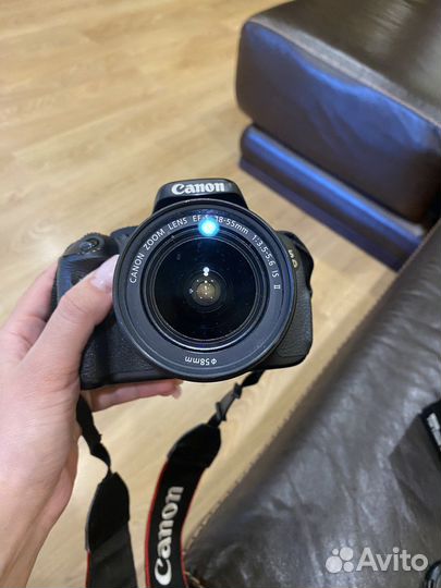 Зеркальная камера