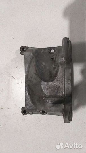 Нижнее крепление поддона двс Mitsubishi Lancer 9