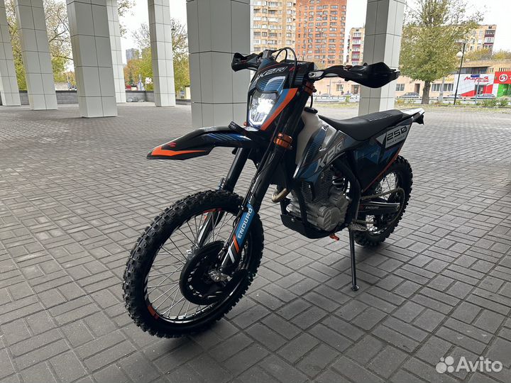 Мотоцикл K2R 250 EFC - Blue/Black (2024)