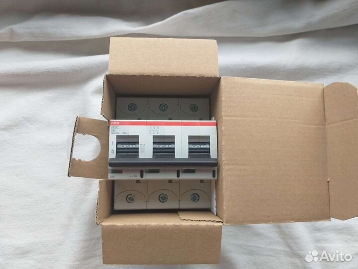 Автоматический выключатель ABB S803C / S203