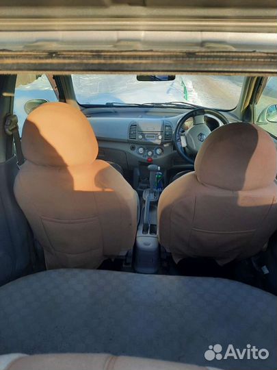 Nissan March 1.2 AT, 2003, 276 000 км