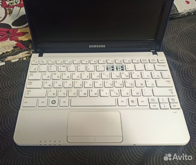 Нетбук Samsung NP-NC 110