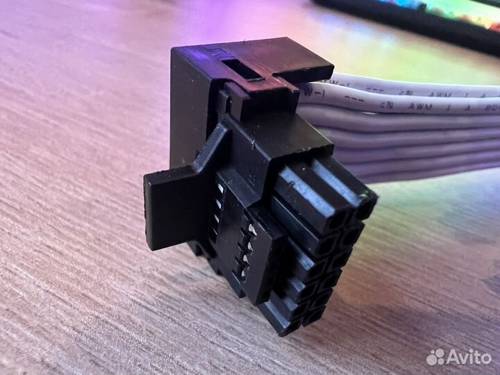 Кабель с угловым разъёмом питания 12vhpwr