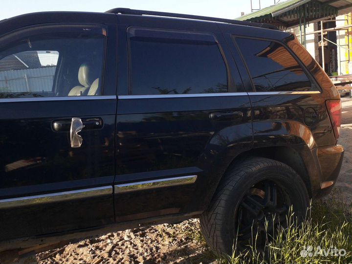 Кузов jeep grand cherokee wk1