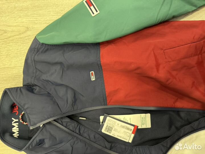 Tommy hilfiger куртка