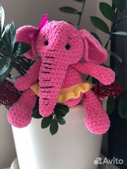 Милый слоник ручной работы