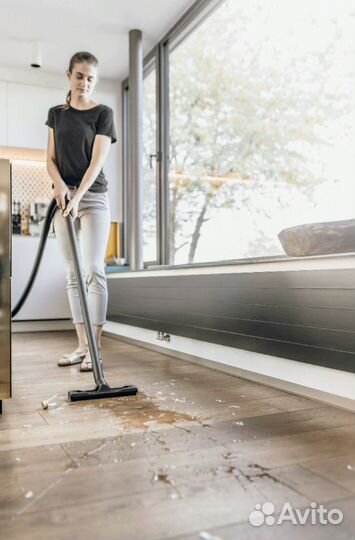 Хозяйственный пылесос Karcher WD2 plus V-12/4/18/C