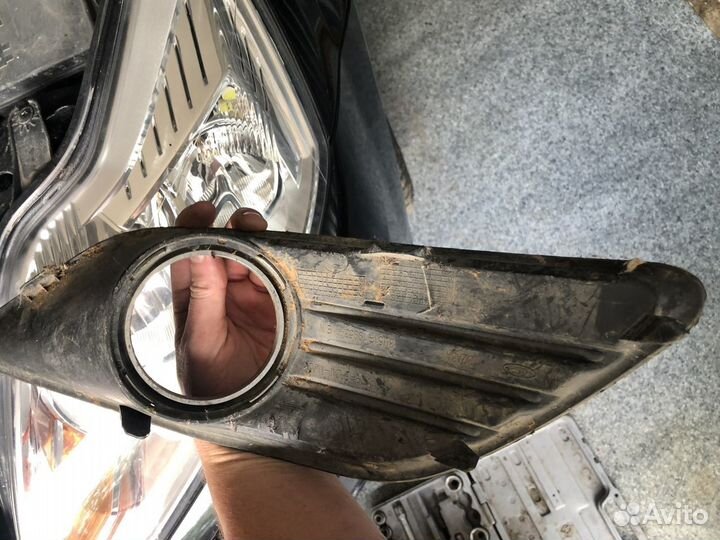 Накладка птф в бампер Ford Focus 2