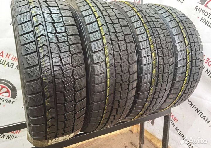 Dunlop Winter Maxx WM02 215/60 R17 97V