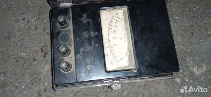 М4100/3 мегаомметр