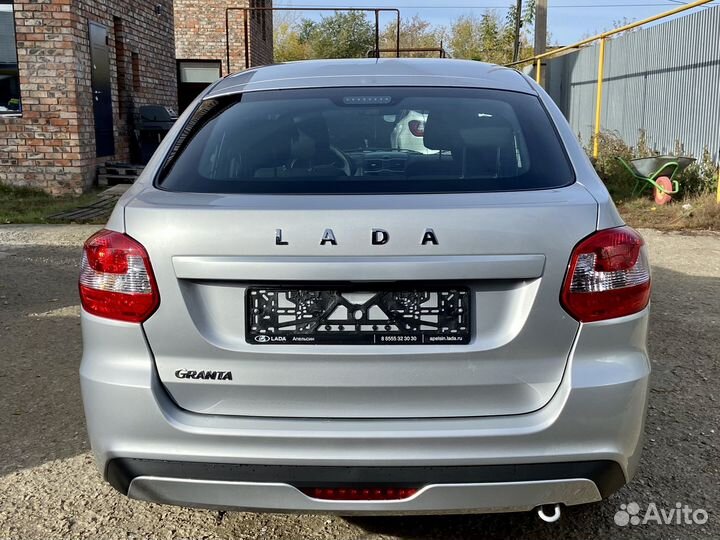 LADA Granta 1.6 МТ, 2023, 30 км