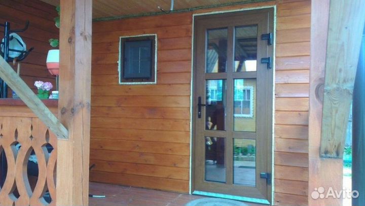 Дверь пластиковая / входная группа