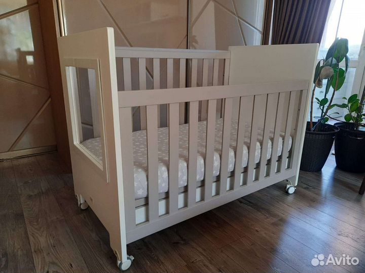 Детская кроватка feretti