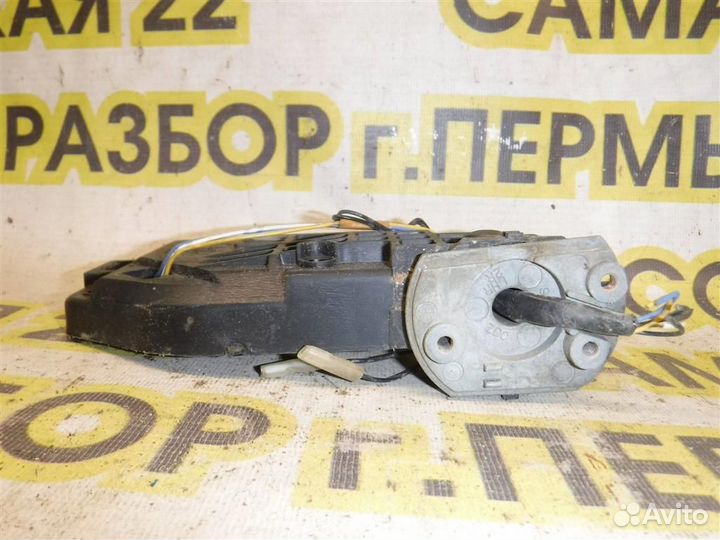 Кронштейн зеркала правого Mitsubishi Lancer 9 (CS