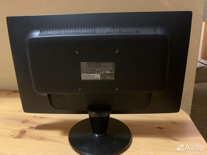 Монитор Philips