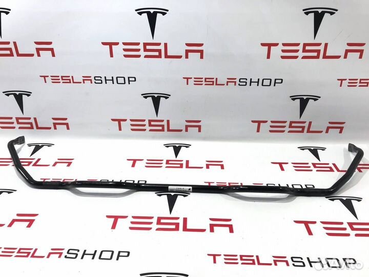 Стабилизатор задний Tesla Model 3 2020