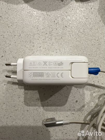 Зардка на MacBook оригинал