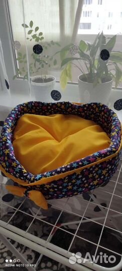 Лежанка для кошек