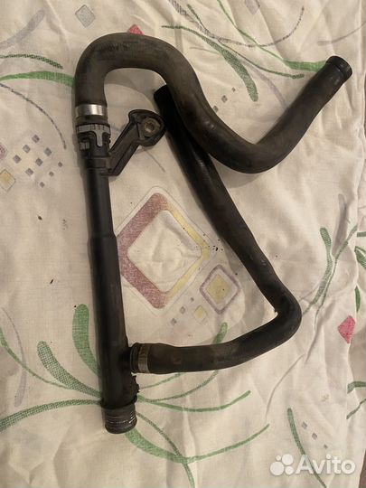 Патрубок системы охлаждения