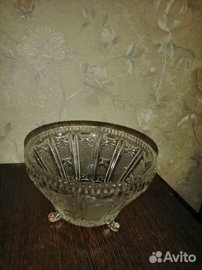 Ваза хрустальная