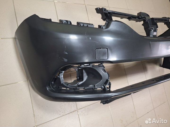 Бампер передний Renault Logan L8